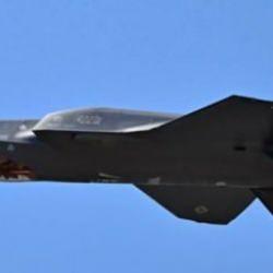 Türkiye'ye satılmayan F-35'leri peşkeş çektiler! Ne mermileri ne de bombaları var