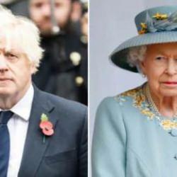 Johnson'dan 'Kraliçe II. Elizabeth kemik kanseriydi' iddiası