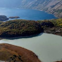 Nemrut Kalderası altın sarısına dönüştü