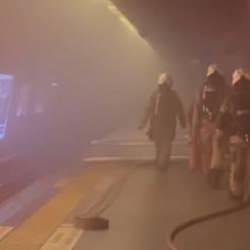 Mecidiyeköy'deki metro istasyonunda yangın! İstanbul'da kaos artıyor