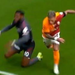 Galatasaray-Samsunspor maçında penaltı tartışması! Eski hakemler değerlendirdi