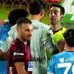 Süper Lig maçında çok konuşulacak hakem kararları!