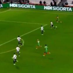 Dolmabahçe'de 1 gol VAR'la geldi 1 gol de VAR'dan döndü