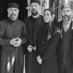 Kızıl Goncalar'da ayrılık! Başrol oyuncusu diziye veda ediyor