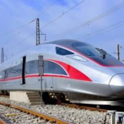 Çin yeni tren modelini tanıttı...Saatte 450 km  hıza ulaşıyor!