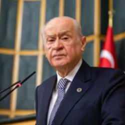 Bahçeli'den Ferdi Tayfur'a duygusal veda: Bir parçamı alıp götürdü!