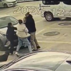 Bodrum'da kaza sonrası taraflar birbirine girdi