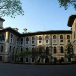 İstanbul Erkek Lisesi'ndeki iddialara ilişkin karar: 20 öğrenciye disiplin cezası!