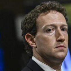 Zuckerberg'den skandal açıklama! CIA, WhatsApp mesajlarınızı okuyabilir!
