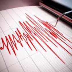 Ege'de peş peşe üç deprem birden! 