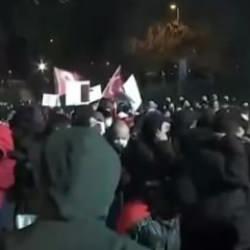 Erdoğan'ın rahmetli annesine küfrettiler! Provokatörler yakalandı
