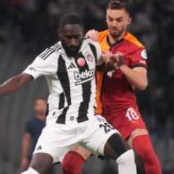 Yapay zeka, Beşiktaş - Galatasaray derbisini kazanacak takımı açıkladı