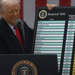 ABD Başkanı Trump'tan tarihi açıklama: Tüm dünyaya vergi getirdi!