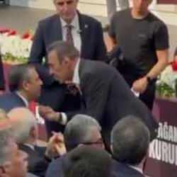 CHP kurultayında Özgür Özel ile Berhan Şimşek arasında sert tartışma!