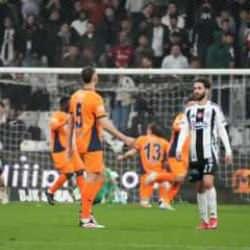Beşiktaş, 25 milyon Euro'yu reddetti: Arap ve Rus takımları yıldız ismin peşinde