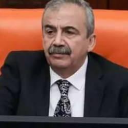 Sırrı Süreyya Önder'in ismi caddeye verilecek