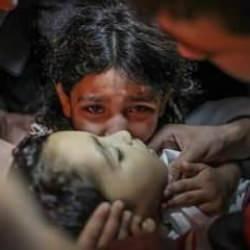 Gazze'de son 36 saatte en az 250 kişi şehit edildi