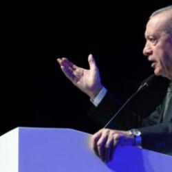 “Arabayı atın önüne koşmak” isteyenlere inat, işimizin sıralamasını ıskalamayacağız