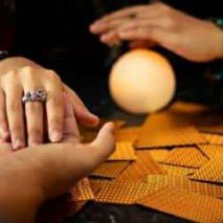 Aşk acısı çeken kadın, sözde medyuma 'cin çıkarma' bahanesiyle altınlarını kaptırdı