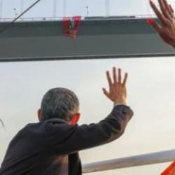 CHP'li vekiller köprüde Ekrem İmamoğlu pankartı açtılar! Soruşturma başlatıldı