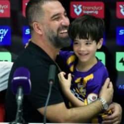 Eyüpspor'a veda eden Arda Turan'dan flaş açıklama! 'Yurt dışından 4 teklif var'