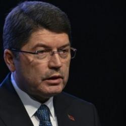 Bakan Tunç'tan '27 Mayıs' mesaj