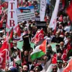 İstanbul'da 'Her adım Gazze ve Kudüs için' yürüyüşü düzenlendi