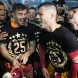 Kutlamada adı okunmamıştı: 'Futbolcularla kavga ettiği' ortaya çıktı