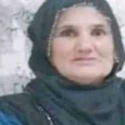 Sürücüsünün geri manevra yaptığı otomobilin altında kalan kadın öldü