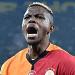 Victor Osimhen transferi 'resmen' bitti: Gece yarısı duyurdular