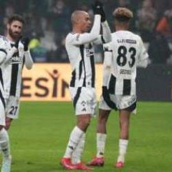 100 puanlı şampiyon takım Beşiktaş'ın yıldızına talip oldu