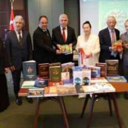 Kazak yazar ve şair Saule Doszhan'ın 'Hayat Ağacı' romanı Türkçeye çevrildi