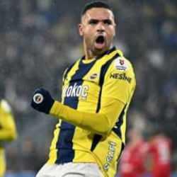 F.Bahçe'nin yıldızı köprüleri attı! Menajerine kesin talimat: Artık oynamak istemiyorum