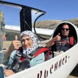 83 yaşındaki kadının huzurevinde kurduğu 'uçma' hayali gerçek oldu