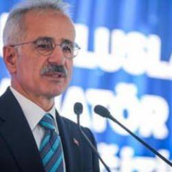 Bakan Uraloğlu'ndan denizcilere müjde... Sınav ve belge işlemlerinde yeni dönem!