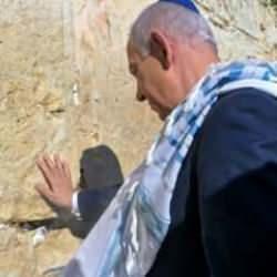 Netanyahu, Trump için dua etti!