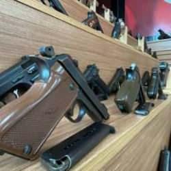 Durdurulan otomobilden çıktı! Tam 65 adet!
