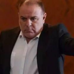 Eşkıya Dünyaya Hükümdar Olmaz'ın yıldızı Burak Sergen, Senden Kalan'la el sıkıştı!