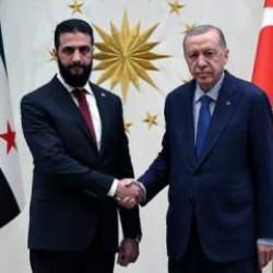 Şara Ankara'yı işaret etti! 'Arabuluculuğu Suriye'yi kurtardı'