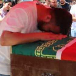 Bursa yangınında ölen gönüllü, gözyaşlarıyla uğurlandı