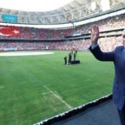 Cumhurbaşkanı Erdoğan'dan gençlere LGS çağrısı! 'İftira atanlara boyun eğmeyeceksiniz'