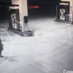 Mersin'de orman yakan hainler kameralara böyle yakalandı