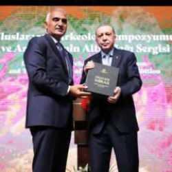 Arkeolojinin zirvesi Beştepe'de