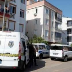 Antalya'da eski eş dehşet saçtı: 1'i ağır 2 yaralı