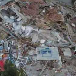 Balıkesir'de deprem! Boyutu hava aydınlanınca ortaya çıktı!