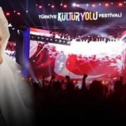 Erzurum Kültür Yolu Festivali’ne katılan 92 yaşındaki Şefika ninenin viral olan paylaşımı