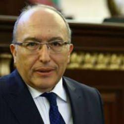 Prof. Dr. Ahmet Haluk Dursun kimdir?