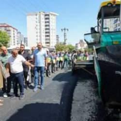 Gaziantep Büyükşehir, kent genelinde asfalt seferberliği başlattı 