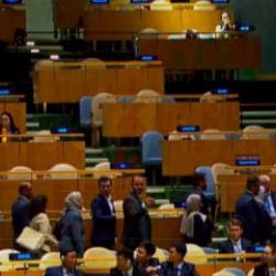 Netanyahu BM'de kürsüye çıktı, salon boşaldı! Tek tek terk ettiler