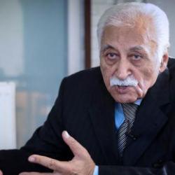 Şair, yazar, mütefekkir ve Türkçe’nin yılmaz müdafii Yavuz Bülent Bakiler Hakk'a yürüdü